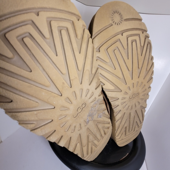 UGG Boots - chestnut - women’s size 7 - Picture 8 of 8